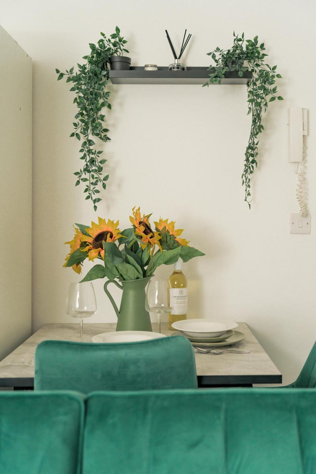 Studio Apartments London With Free Wifi Exterior photo
