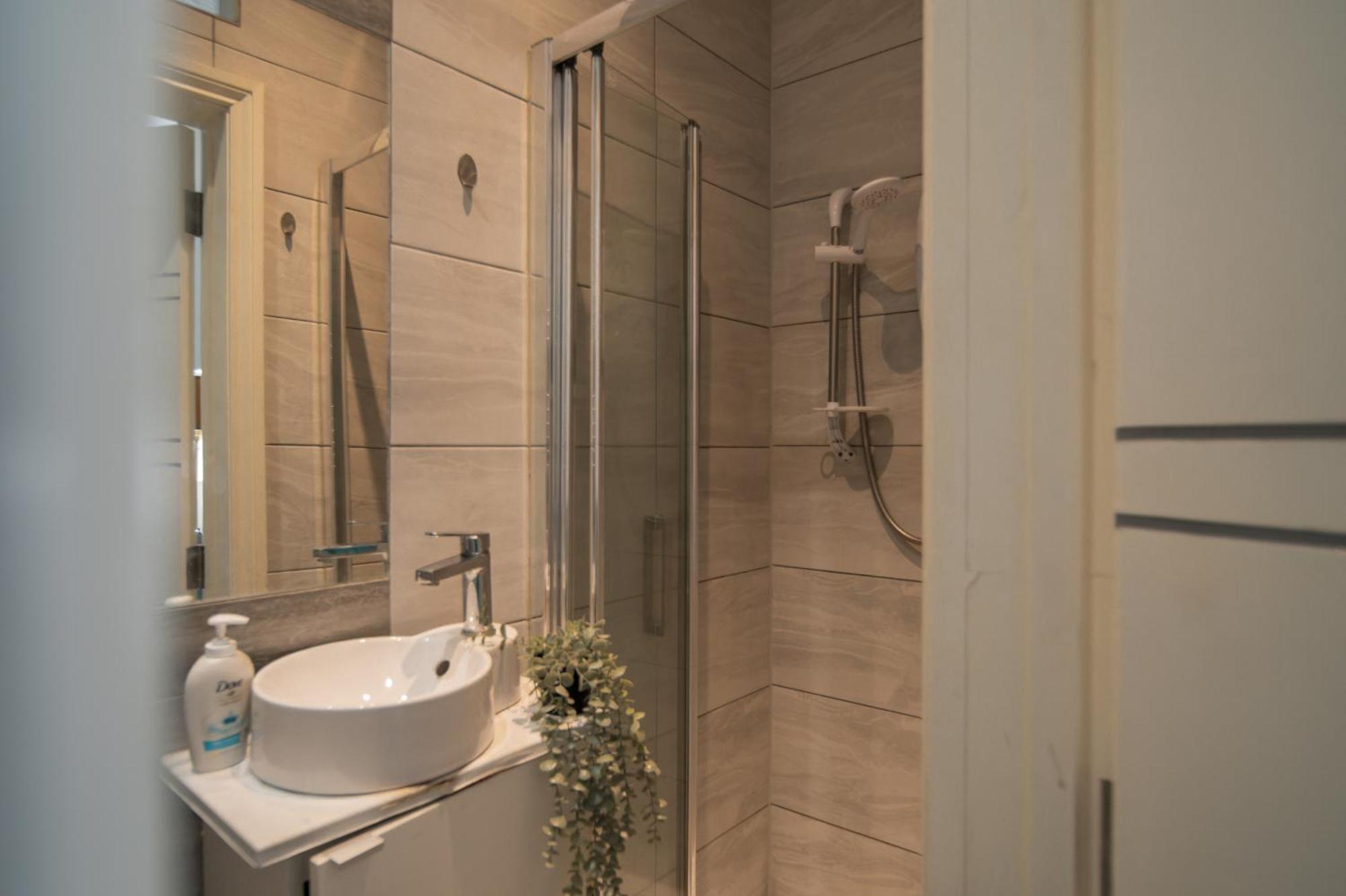 Studio Apartments London With Free Wifi Exterior photo