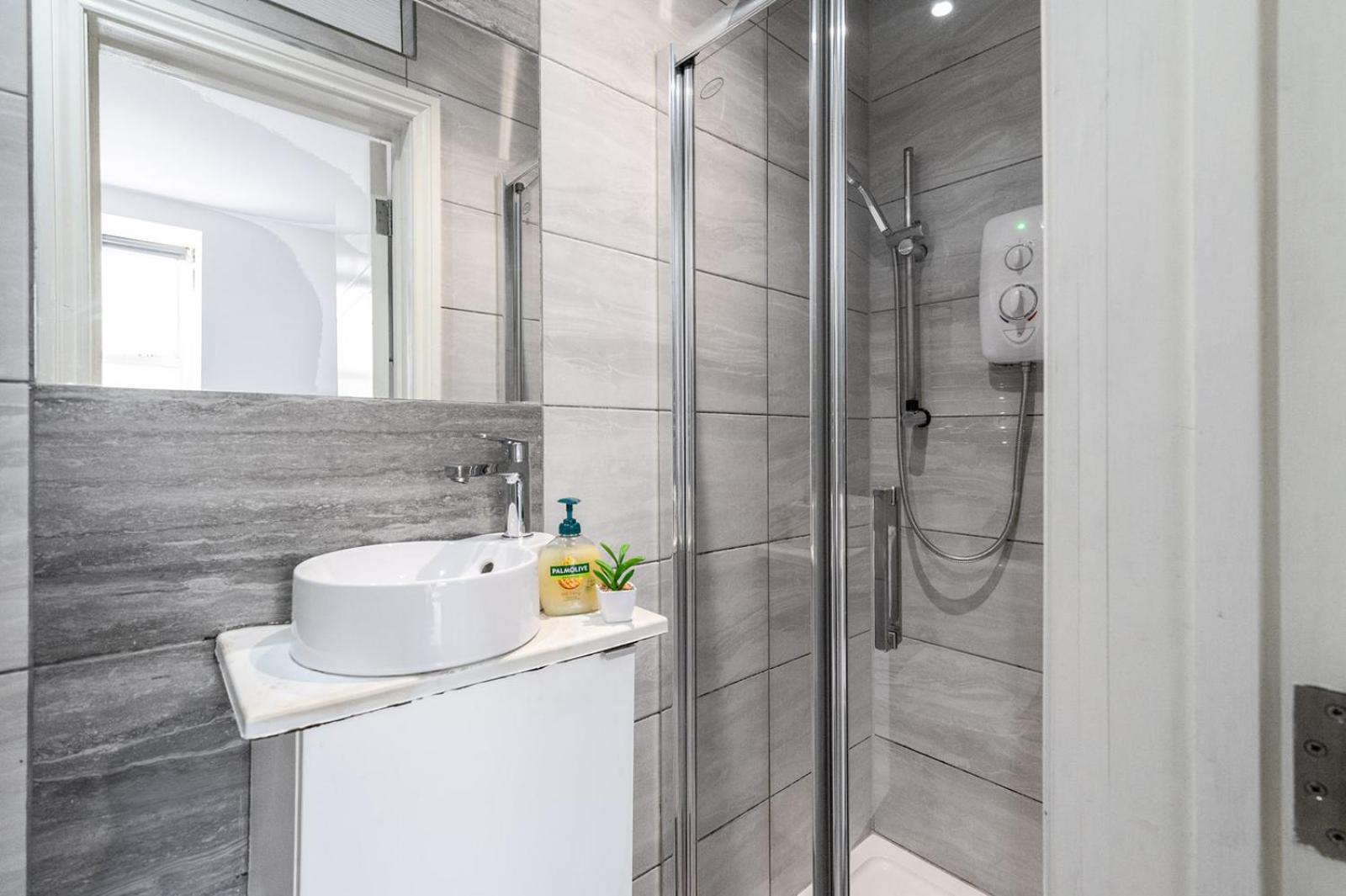 Studio Apartments London With Free Wifi Exterior photo